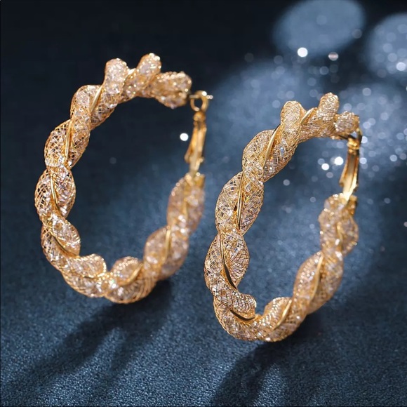 Jewelry - *New Gold Tone Twist Round Hoop Earrings